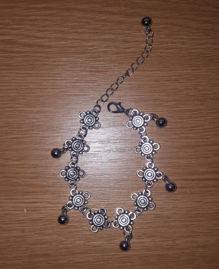 SILVER DAISY CHARM ANKLET Tibetan Ankle Bracelet Beach Foot Jewellery UK Seller