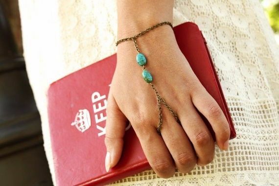 WOMENS TURQUOISE BEADS BRACELET HAND CHAIN BANGLE SLAVE FINGER RING HARNESS