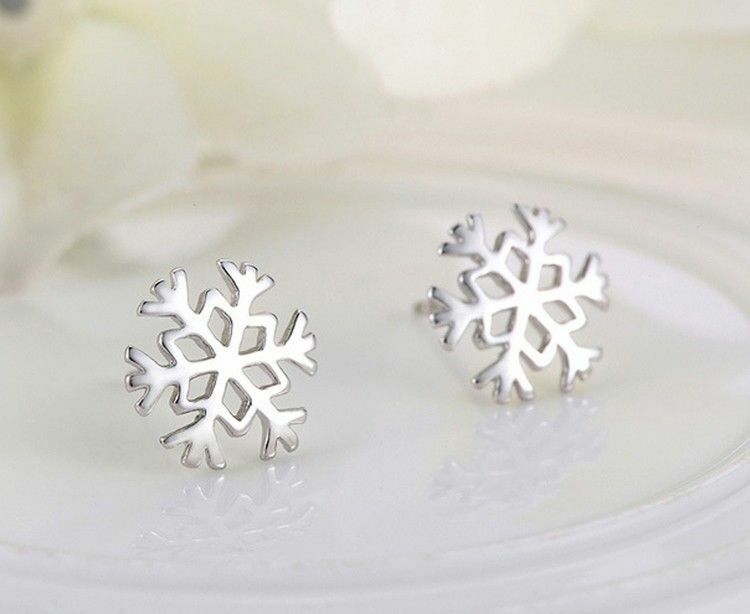 CHRISTMAS SNOWFLAKE 925 SILVER PLATED Earrings Ear Stud Womens Girls Gift UK