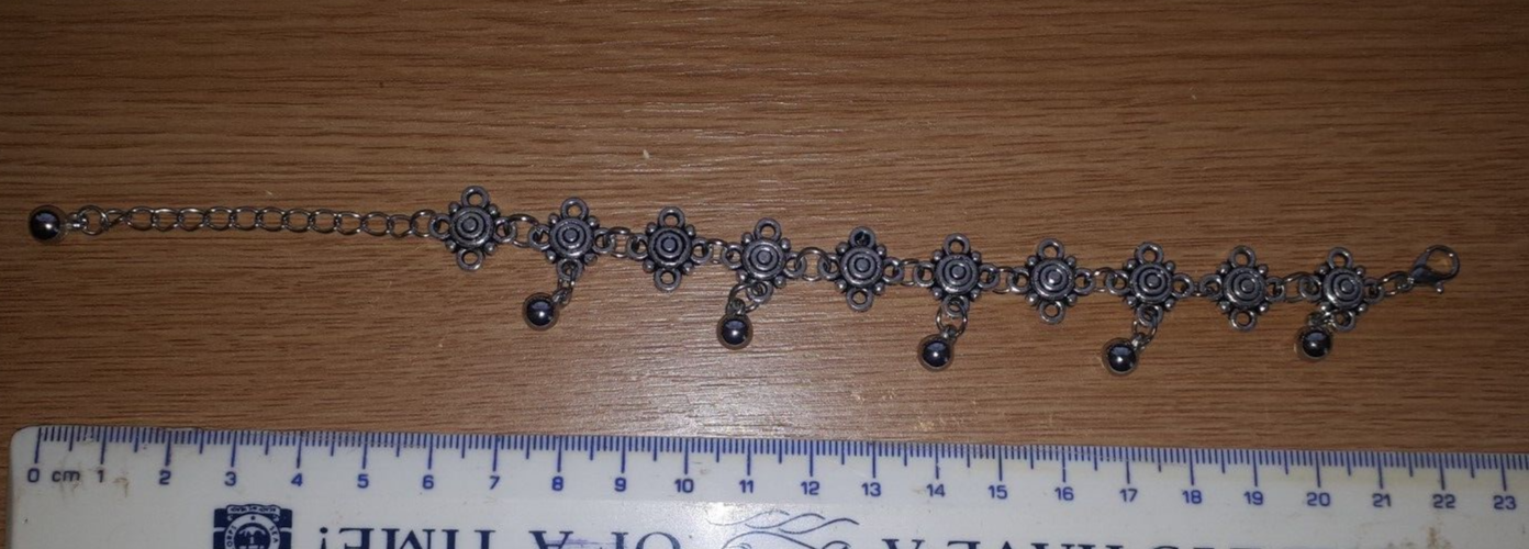 SILVER DAISY CHARM ANKLET Tibetan Ankle Bracelet Beach Foot Jewellery UK Seller
