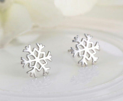CHRISTMAS SNOWFLAKE 925 SILVER PLATED Earrings Ear Stud Womens Girls Gift UK