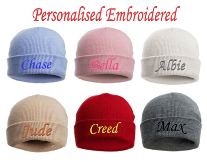 PERSONALISED BABY BEANIE HAT KNITTED WINTER WHITE PINK BLUE GREY NEWBORN (0-12m)